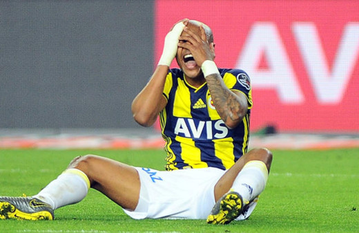 Fenerbahçe'nin yıldızına büyük protesto