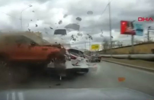 Baygın sürücü trafiği birbirine kattı