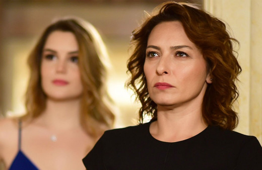 Kardeş Çocukları dizisinin kaderini etkileyecek değişiklik! Başrolden sonra o da gitti