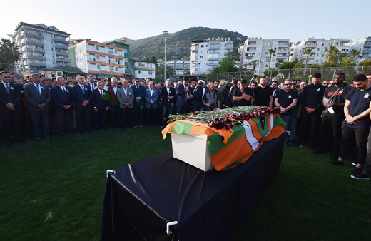Alanyasporlu Josef Sural son yolculuğuna uğurlandı