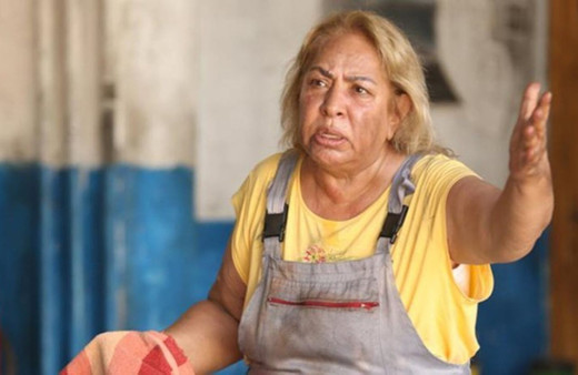 Ünlülerden Dilber Ay mesajları