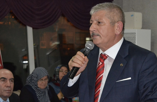 Amasya Belediye Başkanı Mehmet Sarı makam araçlarını düğün arabası yaptı