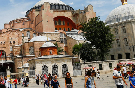 Ayasofya'yı kim yaptırdı ne zaman yapıldı? Ayasofya bilinmeyen tarihi ve önemi