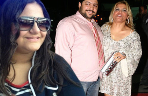 Kibariye'nin annesi yıllar sonra düğünde ortaya çıktı! Göbek dansıyla olay oldu