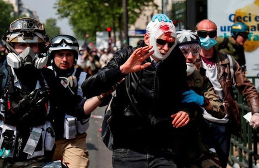 Paris sokakları karıştı! Yaralılar var