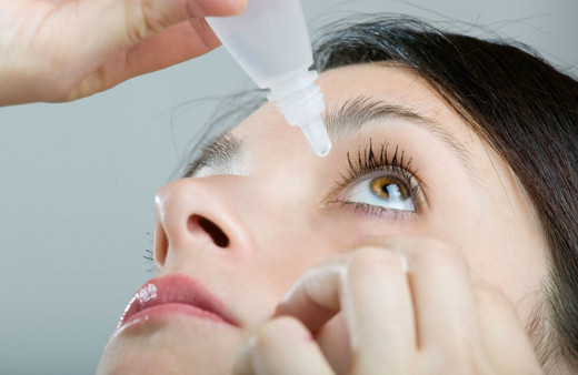 Göz damlası orucu bozar mı uzmanlar açıkladı