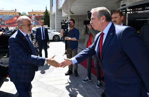 Temel Karamollaoğlu Mansur Yavaş’ı makamında ziyaret etti