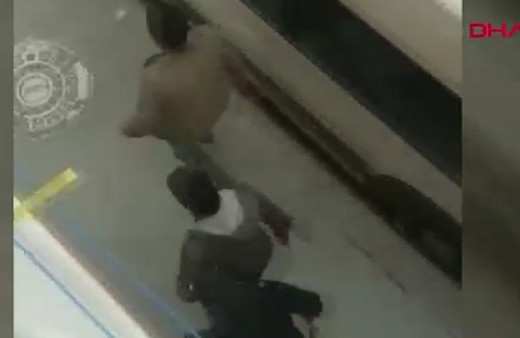 Esenyurt'ta silahlı sopalı çatışma!