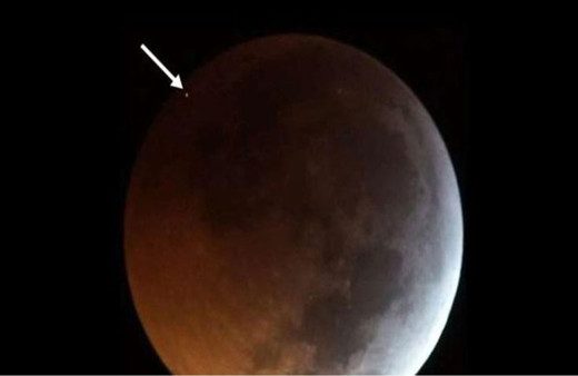 İlk defa Ay'a bir meteorun çarpma anı kaydedildi detayları ortaya çıktı