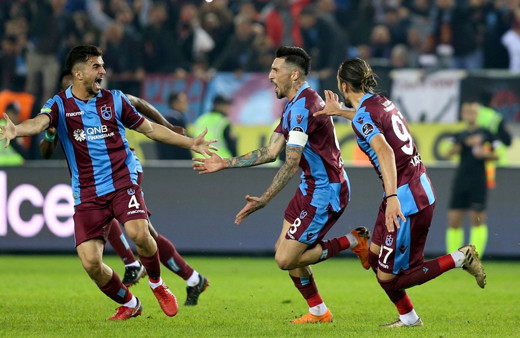 Sosa gemiyi terk etmiyor