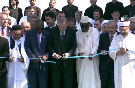 Büyük Çamlıca Camisinin açılışı yapıldı