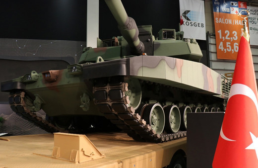 Milli ana muharebe tankı ALTAY görücüye çıktı