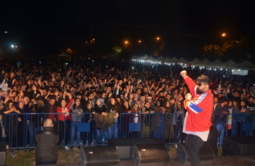 Eypio sahnede hayatının şokunu yaşadı: Ne olur yuhalamayın
