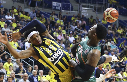 Banvit Fenerbahçe Beko'yu devirdi