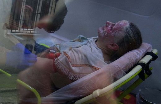 Bursa'da ispirto faciası! Kulak kıllarını temizlediği felçli eşini ve kendisini yaktı