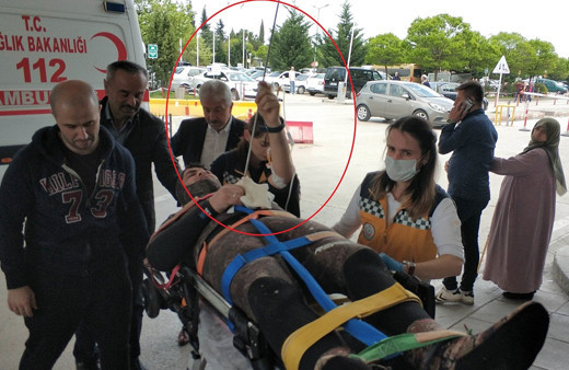 Samsun'da bir kişi karnına saplanan zıpkınla hastaneye kaldırıldı