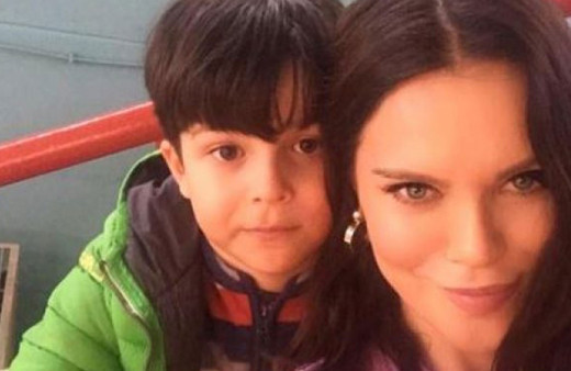 Ebru Şallı küçük oğlunun lenfoma olduğunu açıkladı!