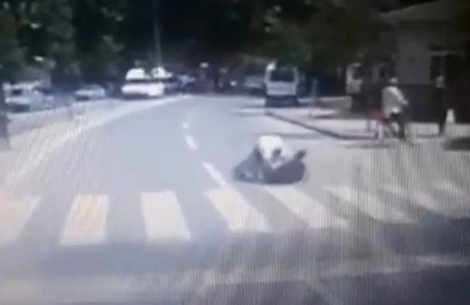 Kanlı kavga saniye saniye böyle görüntülendi!