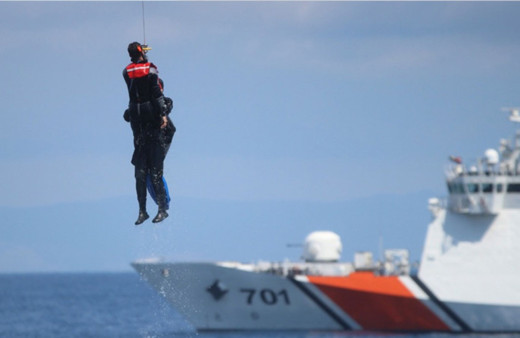Ege’de aynı anda hem tatbikat hem harekat