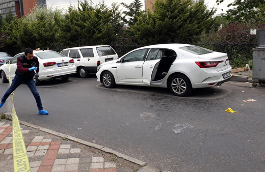 İstanbul Bağcılar’da iş adamını gasp etmeye çalıştılar