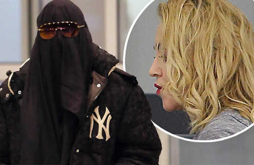 Dünya starı Madonna burka giyip havaalanına böyle geldi