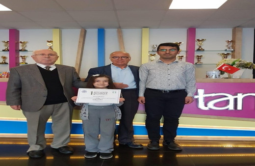 Robot Olimpiyatları'nda 3’üncü oldular