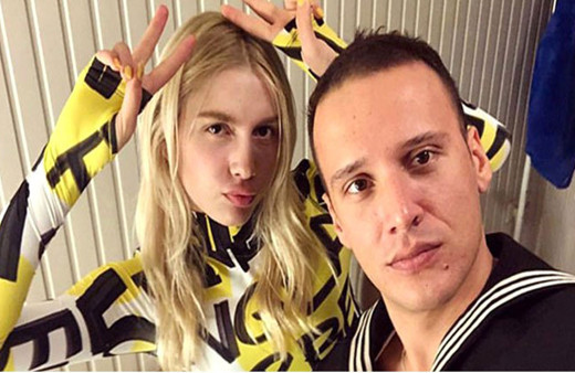 Edis sosyal medyada tiye aldı! Aleyna Tilki ve İrem Derici yorum yaptı