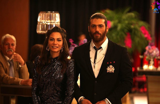 Erkenci Kuş'un sevilen oyuncusunun annesine bakın
