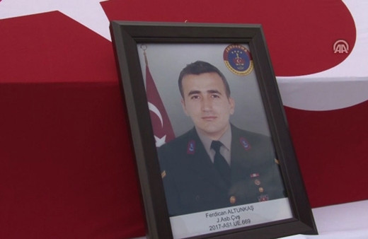 Elazığ'da şehit asker için tören