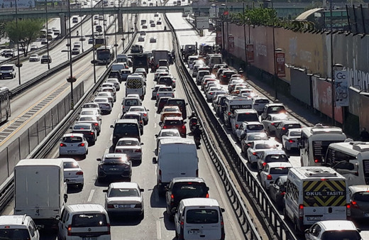 İstanbul'da yunus ekipleri kaza yaptı 2 polis yaralı