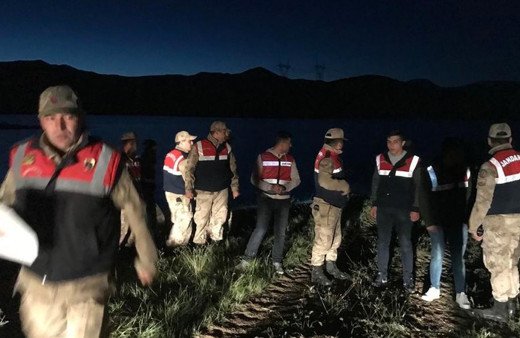 Baraj gölüne traktörle giren 3 çocuk boğuldu