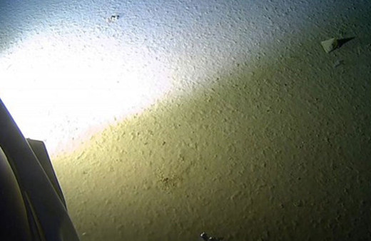 Dünyanın en derin noktasına indi: Ünlü kaşifi şaşkına çeviren manzara