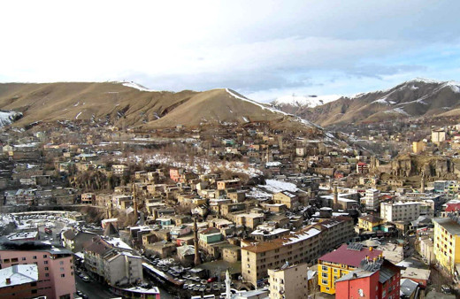 Bitlis'te sokağa çıkma yasağı!
