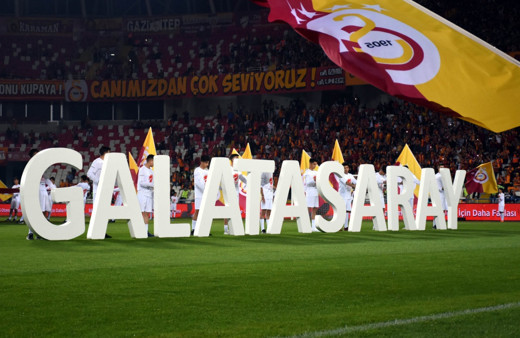 Cumhurbaşkanı Erdoğan'dan Galatasaray'a tebrik