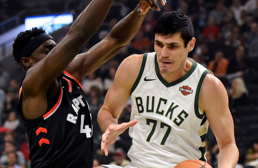 Bucks, Doğu finalinde 2-0 öne geçti