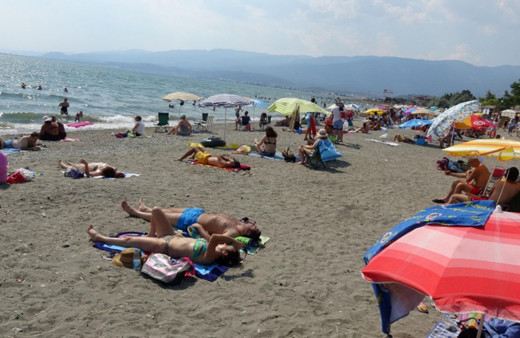 Burası ne Bodum ne Çeşme! Aramadan gelen kapıda kalır