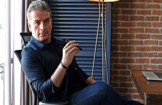 Sosyal medyadan yürüdü Murat Cemcir Dila Tarkan'a göz kırptı!