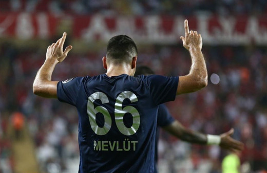 Mevlüt Erdinç durdurulamıyor