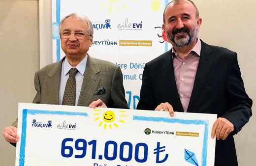 Kuveyt Türk’ten kanserli çocukların umudunu artıracak bağış