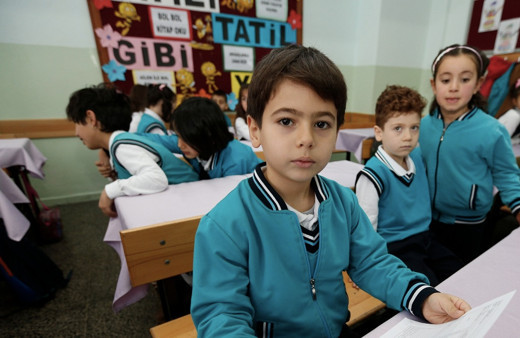 5 gün devamsızlığı olan öğrenci belge alabilir mi MEB yönetmeliği