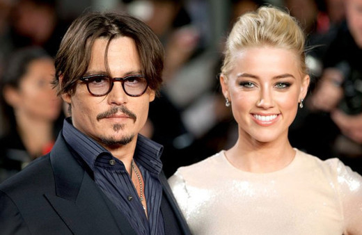 Johnny Depp eski eşi Amber Heard'dan şiddet gördüğünü açıkladı!