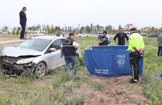 Boynuna ip bağlı şekilde ölü bulundu