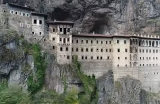 Trabzon'da açılışa hazırlanan Sümela Manastırı'ndaki çalışmalar görüntülendi