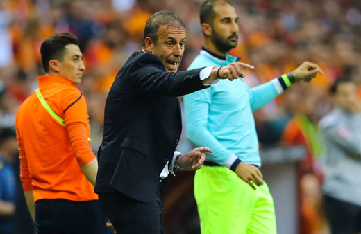 Abdullah Avcı'nın yeni takımı belli oluyor! İş imzaya kaldı