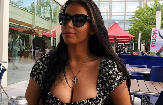 Ünlü fenomen tanınmaz halde! Sokaklara düştü, gözyaşlarına boğuldu