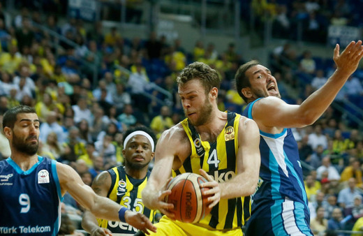 Fenerbahçe Beko, başkentte tur için sahada