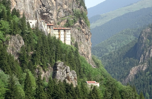 Sümela Manastırı ziyarete açıldı gizli geçit detayı