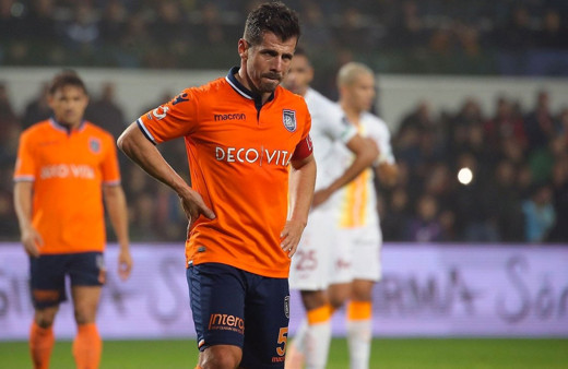 Emre'den sonra Fener'e 3 Başakşehirli daha