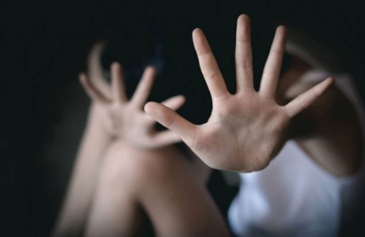 Çocuk istismarını anlatan Zümrüt Apartmanı kitabında iğrenç satırlar... Sosyal medyada infial