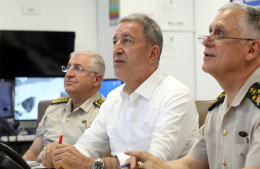Milli Savunma Bakanlığı'ndan özel görüntü! Hulusi Akar ve komutanlar var